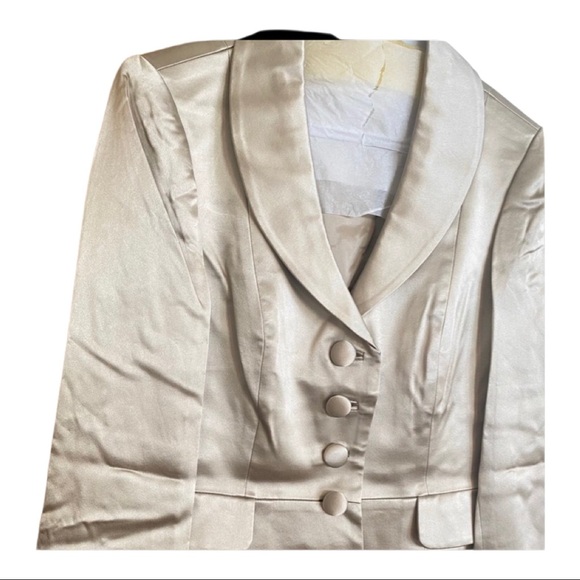 Jovani Silk Blazer - Picture 2 of 4